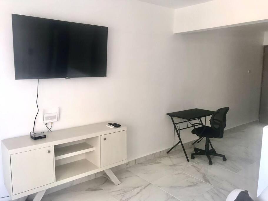 Apartamento 5a Lia 12 1 Block From 5 Av Wifi 60 Mbs Playa del Carmen