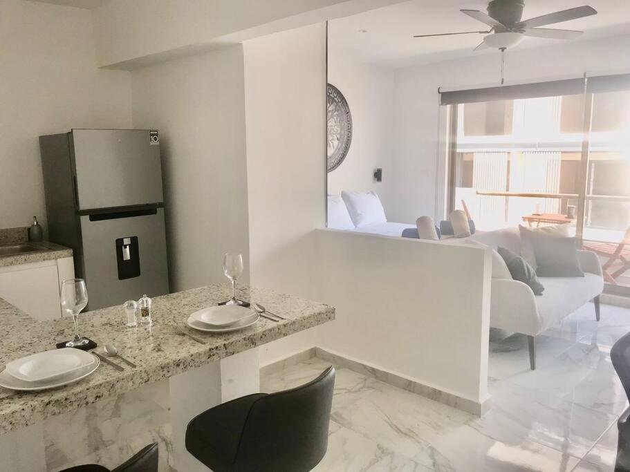 5a Lia 12 1 Block From 5 Av Wifi 60 Mbs Apartamento Playa del Carmen